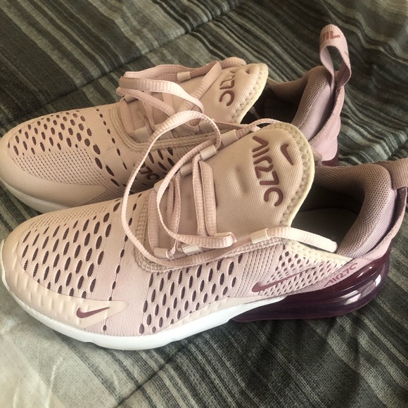 Nike Shoes - Nike Shoes